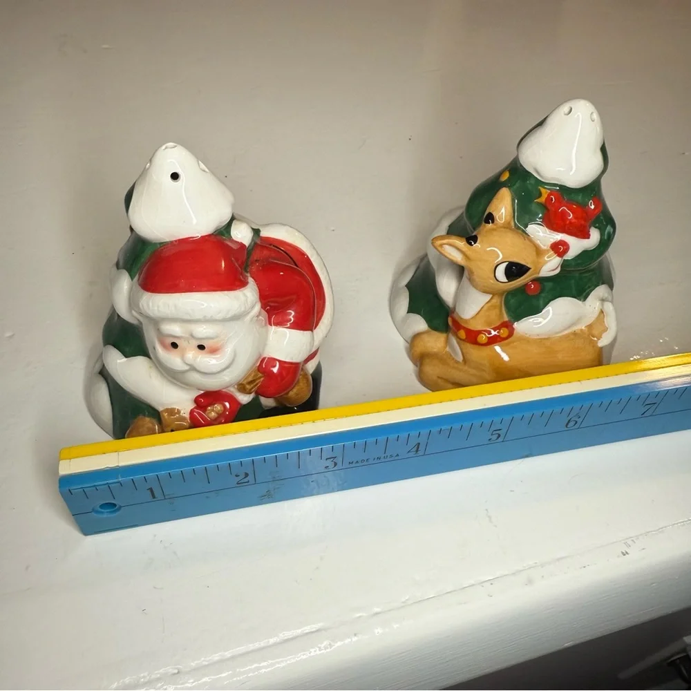 LENOX Rudolph The Red Nosed Nose Reindeer/Santa Claus Salt & Pepper Shakers 2002 - Picture 7 of 8